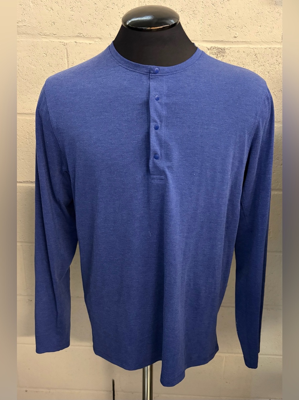 Lululemon Henley